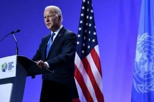 Tổng thống Mỹ Joe Biden phát biểu tại một cuộc họp báo trong khuôn khổ Hội nghị thượng đỉnh về biến đổi khí hậu COP26 ở Glasgow, Scotland. 