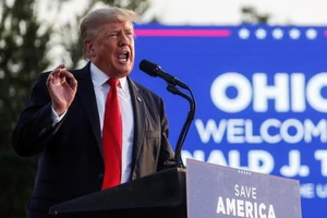 Cựu Tổng thống Mỹ Donald Trump phát biểu trong một sự kiện ở bang Ohio, ngày 26-6.