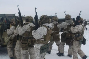 Binh sĩ Ukraine trong một cuộc tập trận quân sự ở vùng Lviv, ngày 1-2.