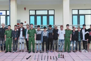 Nhóm thanh niên lạng lách, đánh võng đăng tải lên mạng xã hội bị bắt