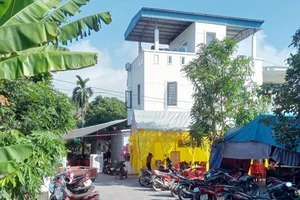 Một thanh niên 18 tuổi tử vong nghi do nổ pháo