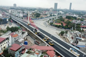 Cho phép ô tô lưu thông qua cầu vượt thuộc dự án gần 700 tỉ ở Hải Phòng