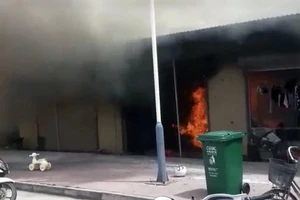 Cháy quán cơm ở Hải Dương, 2 cháu bé thương vong