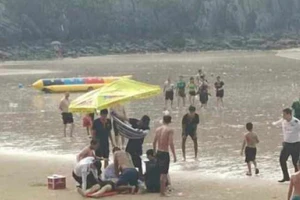 1 du khách Bắc Giang đuối nước ở Cát Bà