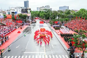 Ấn tượng lễ duyệt đội ngũ và diễu hành kỷ niệm 70 năm giải phóng Hải Phòng 