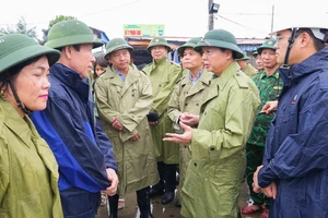 Phó Thủ tướng Trần Hồng Hà kiểm tra công tác phòng, chống bão số 3 tại Hải Phòng