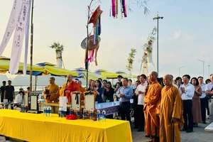 Quảng Ninh làm lễ cầu siêu, tưởng niệm 39 nạn nhân vụ tai nạn tàu trên Vịnh Hạ Long