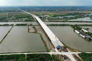 Gấp rút đẩy nhanh tiến độ dự án giao thông hơn 2.000 tỉ đồng ở Hải Phòng