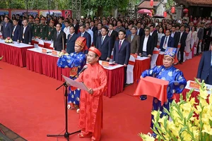 Hải Phòng: Trang trọng lễ khai bút đầu năm tại đền thờ thầy Chu Văn An