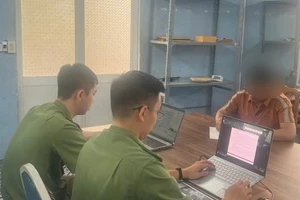 Bị phạt 7,5 triệu đồng vì chia sẻ bài viết xuyên tạc