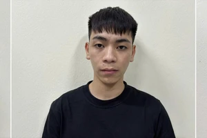 Nhóm thanh niên mua tài khoản tiktok, giả danh nhân viên ngân hàng để lừa tiền