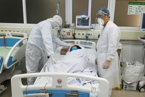 Việt Nam không còn ca bệnh COVID-19 phải thở ECMO