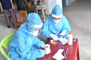 53 tỉnh, thành không còn vùng đỏ, ca mắc mới và tử vong do COVID-19 liên tục giảm sâu 