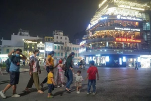 Thủ tướng yêu cầu xem xét điều chỉnh biện pháp phòng, chống COVID-19 