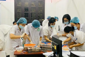 Ngày 19-5, Bắc Giang bất ngờ đăng ký bổ sung hơn 1.000 ca COVID-19 