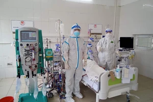 Ngày 23-5, cả nước còn 216 ca bệnh COVID-19 nặng 