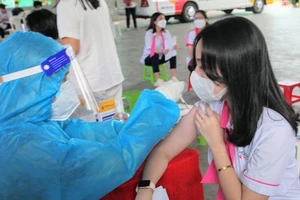 Còn 5 tỉnh, thành tiêm vaccine COVID-19 rất thấp, Bộ Y tế kêu gọi người dân đi tiêm