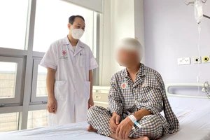 Hi hữu: Nam thanh niên bị chìa khóa xe máy cắm vào xương sọ 