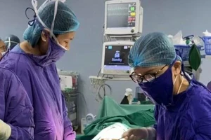 Hiếm gặp: Mang thai ở đại tràng 