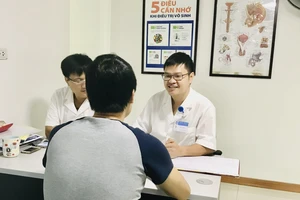 Nam giới không có tinh trùng vẫn có thể sinh con? 