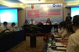 Nguy cơ gánh nợ khủng do thay đổi chính sách