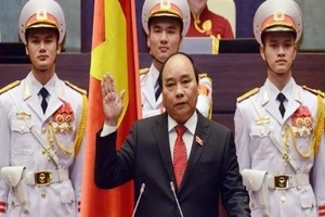 Infographic: Chân dung 27 thành viên Chính phủ nhiệm kỳ 2016-2021