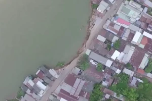 Toàn cảnh vụ sạt lở ở An Giang nhìn từ trên cao