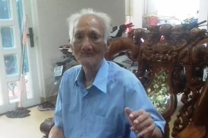 Chi lố 1 tỉ, đòi 10 năm chưa xong