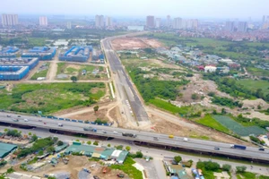 Toàn cảnh đường mới 1.500 tỉ nối Nguyễn Xiển - Xa La