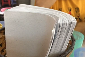Rước bệnh từ giấy ăn, giấy vệ sinh siêu rẻ!