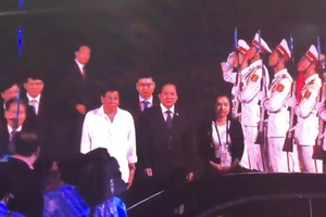 Clip: Tổng thống Philippines Duterte tới Đà Nẵng