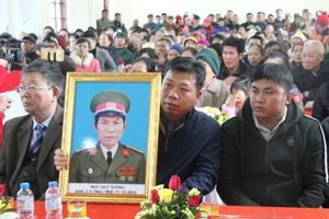 Clip: Xin lỗi người tù oan 40 năm mang tội giết vợ