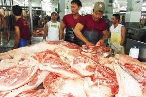 Dân TP.HCM còn ăn thịt heo dính thuốc an thần dài dài