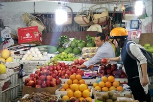 Vì sao không truy lý lịch trái cây Trung Quốc?