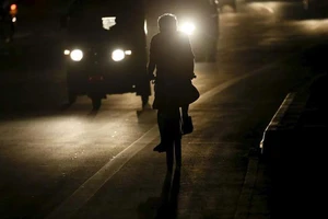 Kẻ yếu thế cô đơn