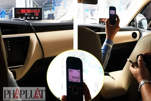 Thanh tra giao thông TP.HCM dẹp nạn taxi tráo tiền du khách