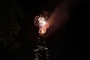 Mãn nhãn với pháo hoa ngày 30-4 ở TP.HCM