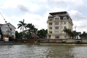 Video: Nhiều dự án lấn Kênh Rạch, sông Sài Gòn