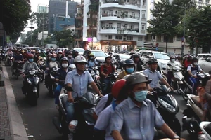 Người dân TP.HCM hiến kế giảm kẹt xe cho thành phố