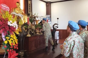 Video: Bệnh viện dã chiến cấp 2 số 1 báo công Bác Hồ 