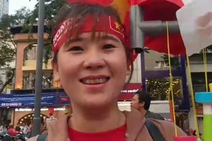 Cổ động viên dự đoán tỉ số trận chung kết Việt Nam - Indonesia