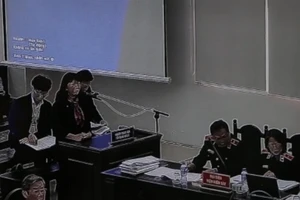 Vợ bị cáo Trương Minh Tuấn: 'Chồng tôi không mang tiền về nhà'