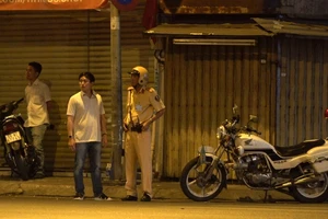 Người nghi có súng ở quận 10 có nhiều tiền án