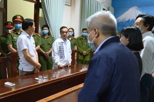 Bắt giam nguyên GĐ Sở Y tế Đắk Lắk và khởi tố 9 thuộc cấp