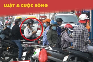 Hiểm họa lớn từ việc hút thuốc, dùng điện thoại tại cây xăng