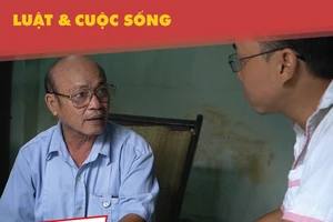 Cha 70 tuổi vất vả tìm con và đòi hủy giấy khai sinh sai