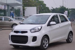 Nhiều mẫu ô tô cũ vẫn hút khách vì tiết kiệm xăng 