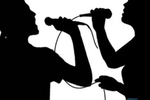 Truy thu thuế gần 7 tỉ đồng của 12 nghệ sĩ 