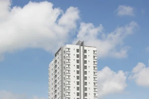 Thời căn hộ giá rẻ 'đắt như tôm tươi'