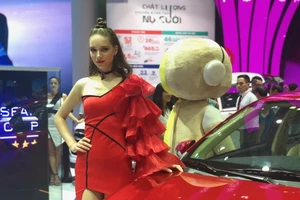 Bay khỏi top ô tô bán chạy nhất vì bán 'bia kèm lạc'